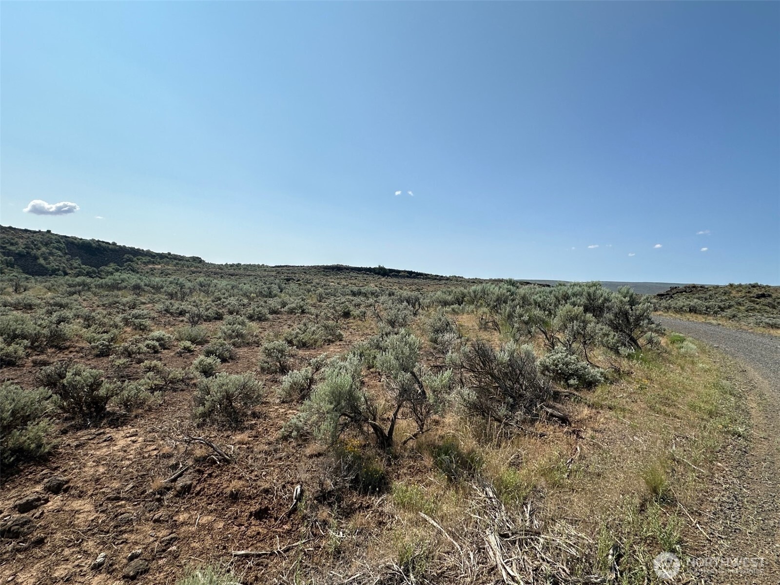 43192 Texas Loop Ephrata, WA 98823 - Photo 2 of 3 a view of mountains and mountain