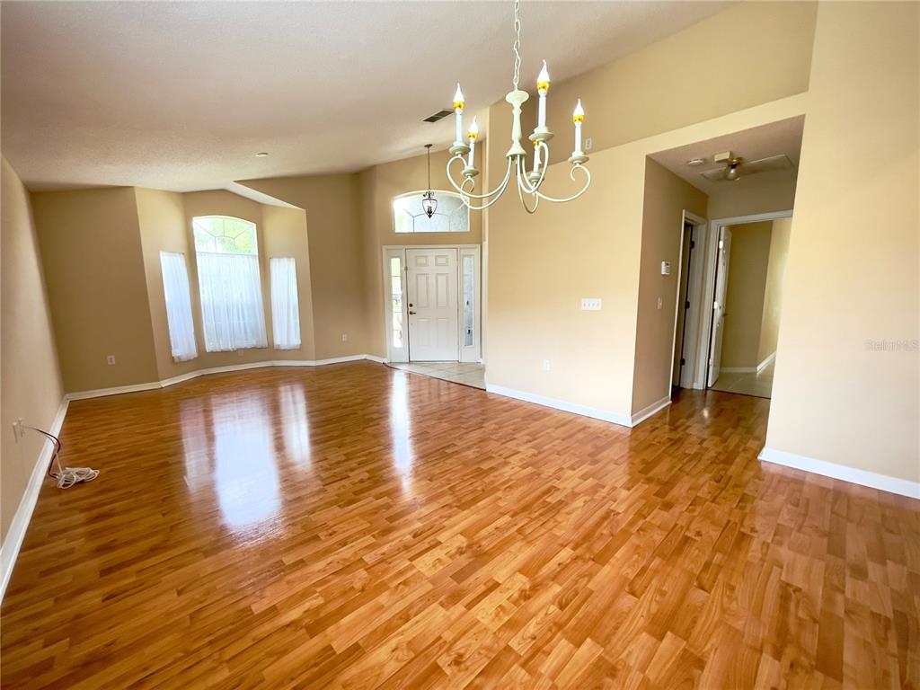 834 Seneca Meadows Road Winter Springs, FL 32708 - Photo 4 of 25 Gallery Image 4