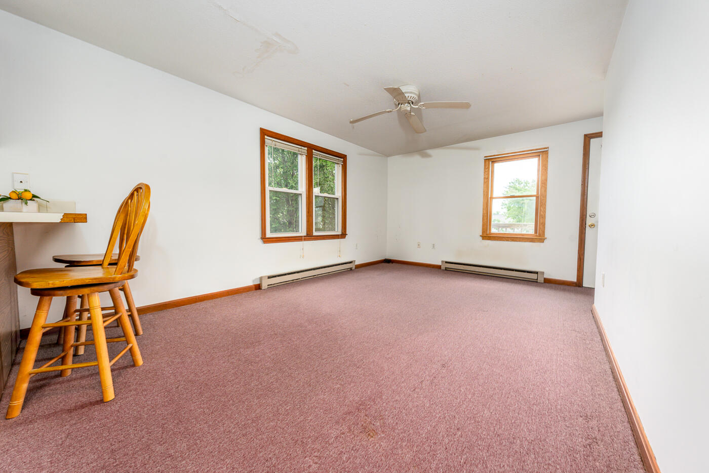 8 Merchants Road, Unit 9 Sandwich, MA 02563 - Photo 6 of 23 livroom1