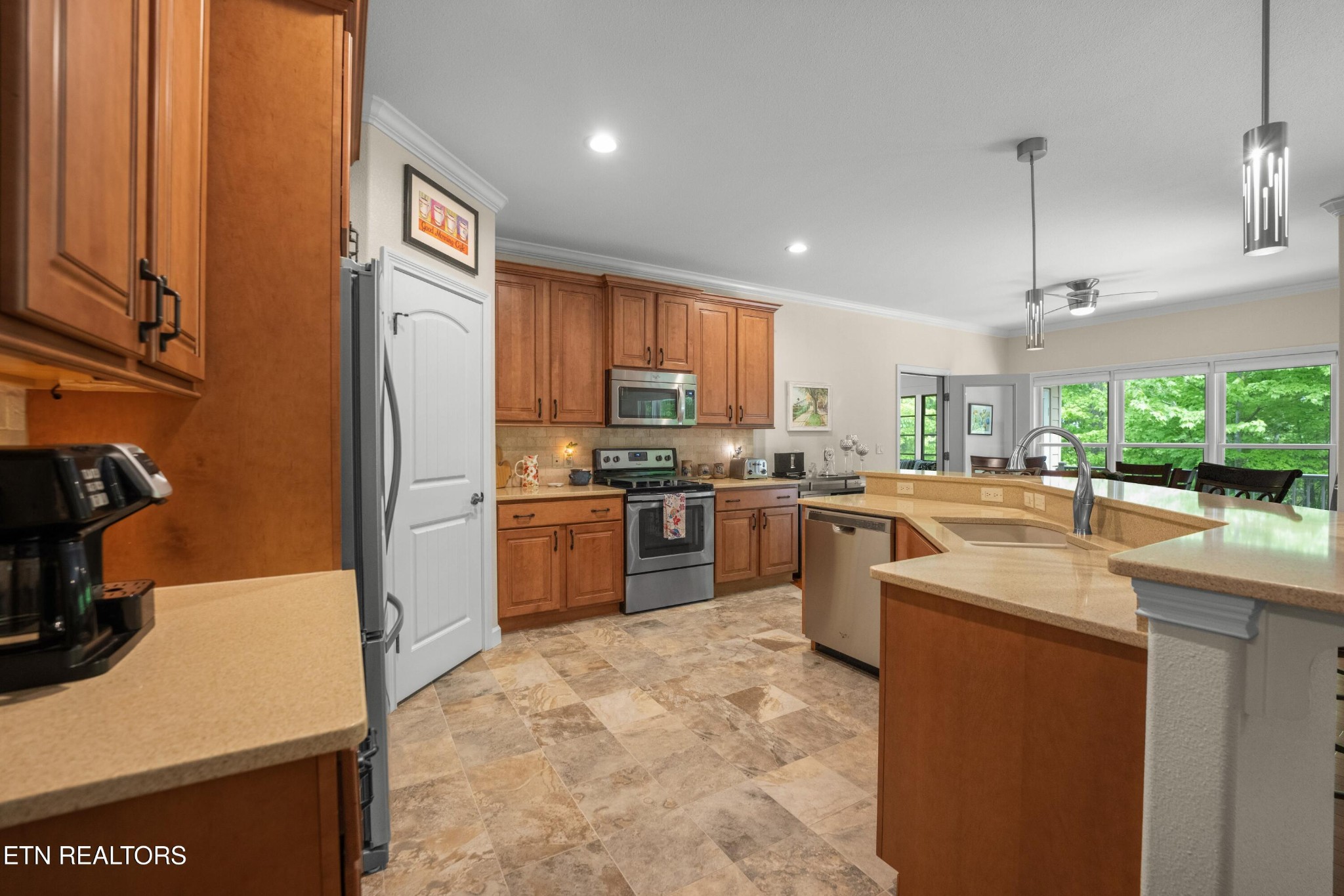 18 Cedar Ridge Circle Crossville, TN 38558 - Photo 12 of 46