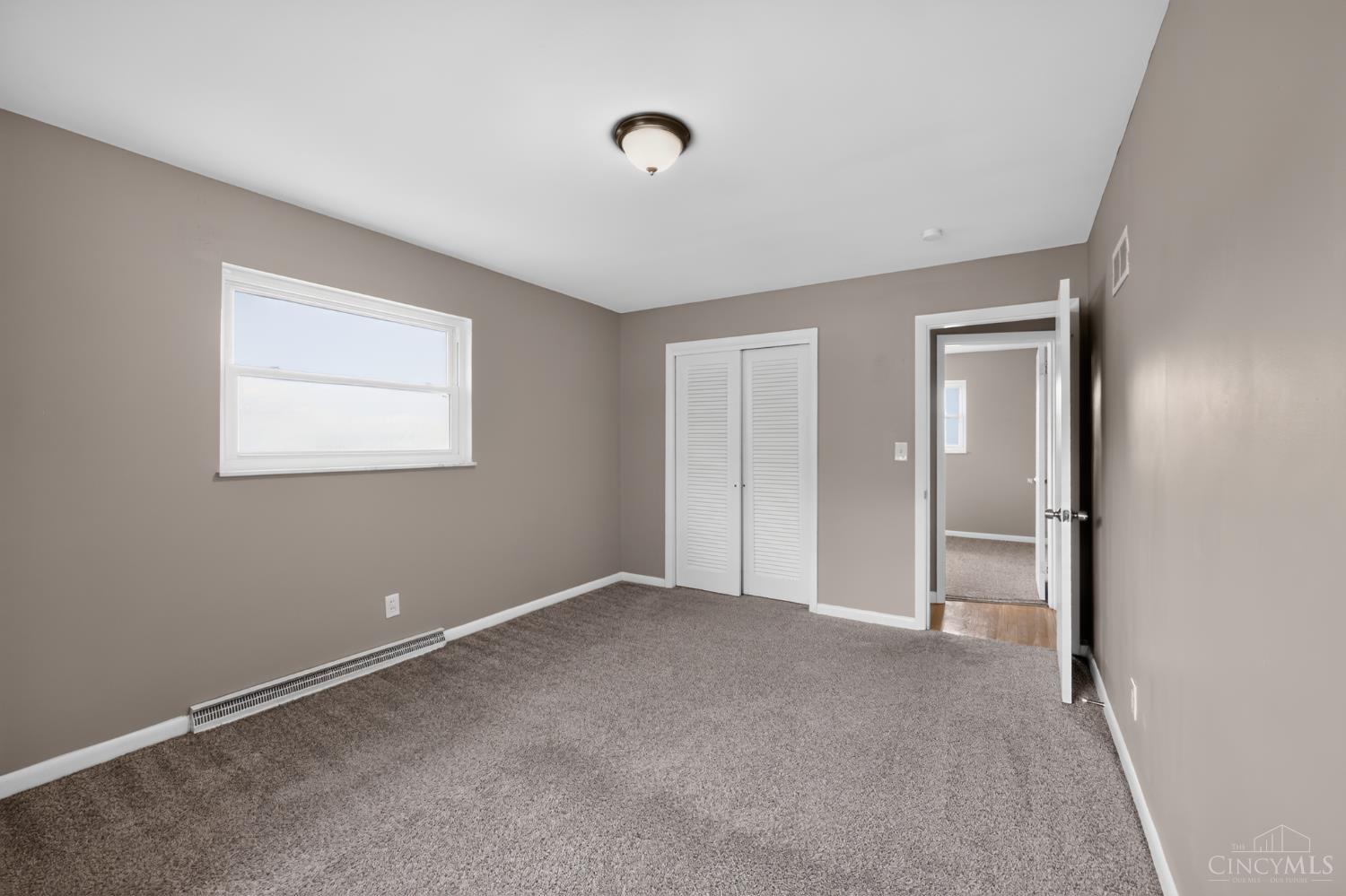 11410 Pippin Road Cincinnati, OH 45231 - Photo 20 of 33