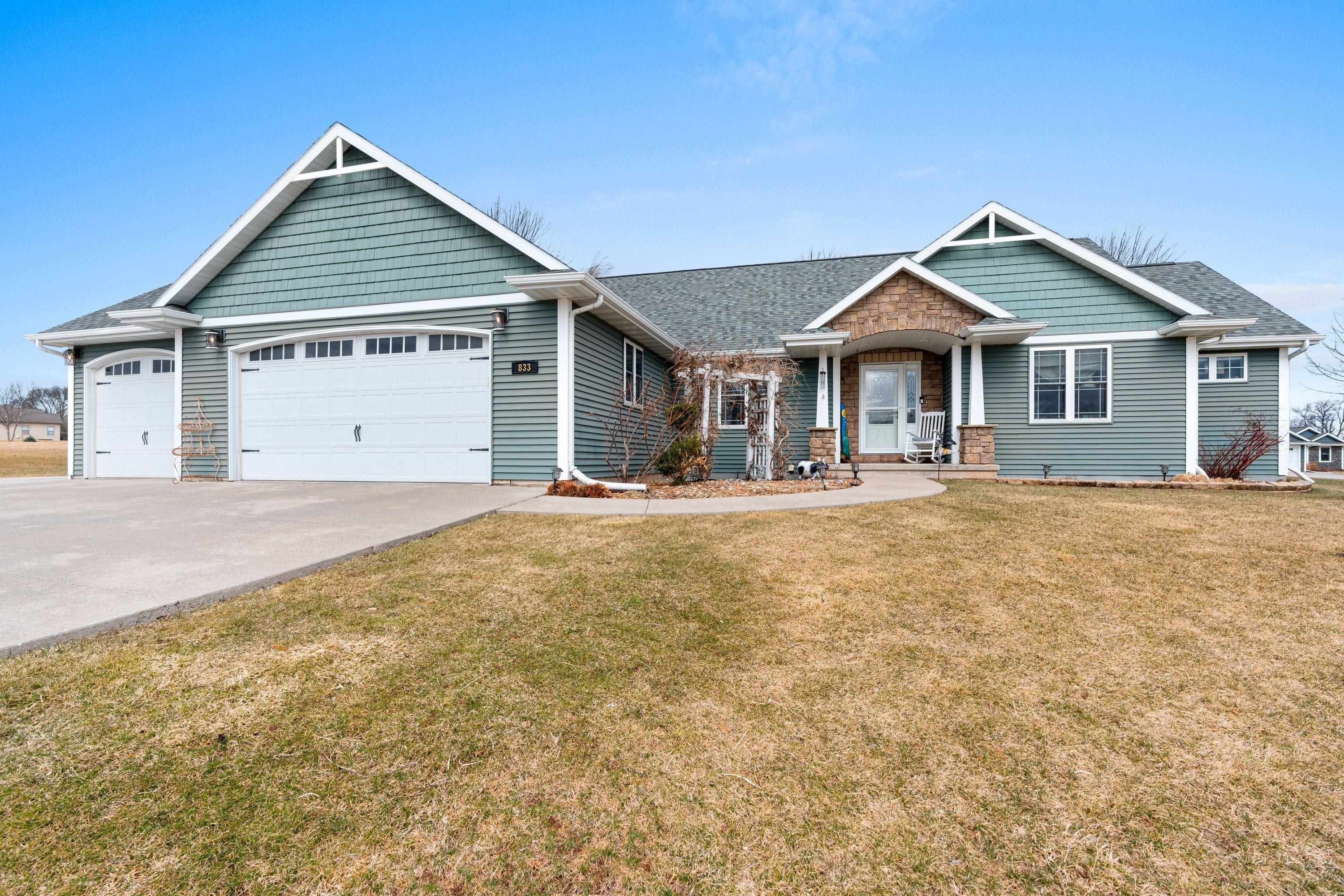 833 Whispering Way Omro, WI 54963 - Photo 1 of 45