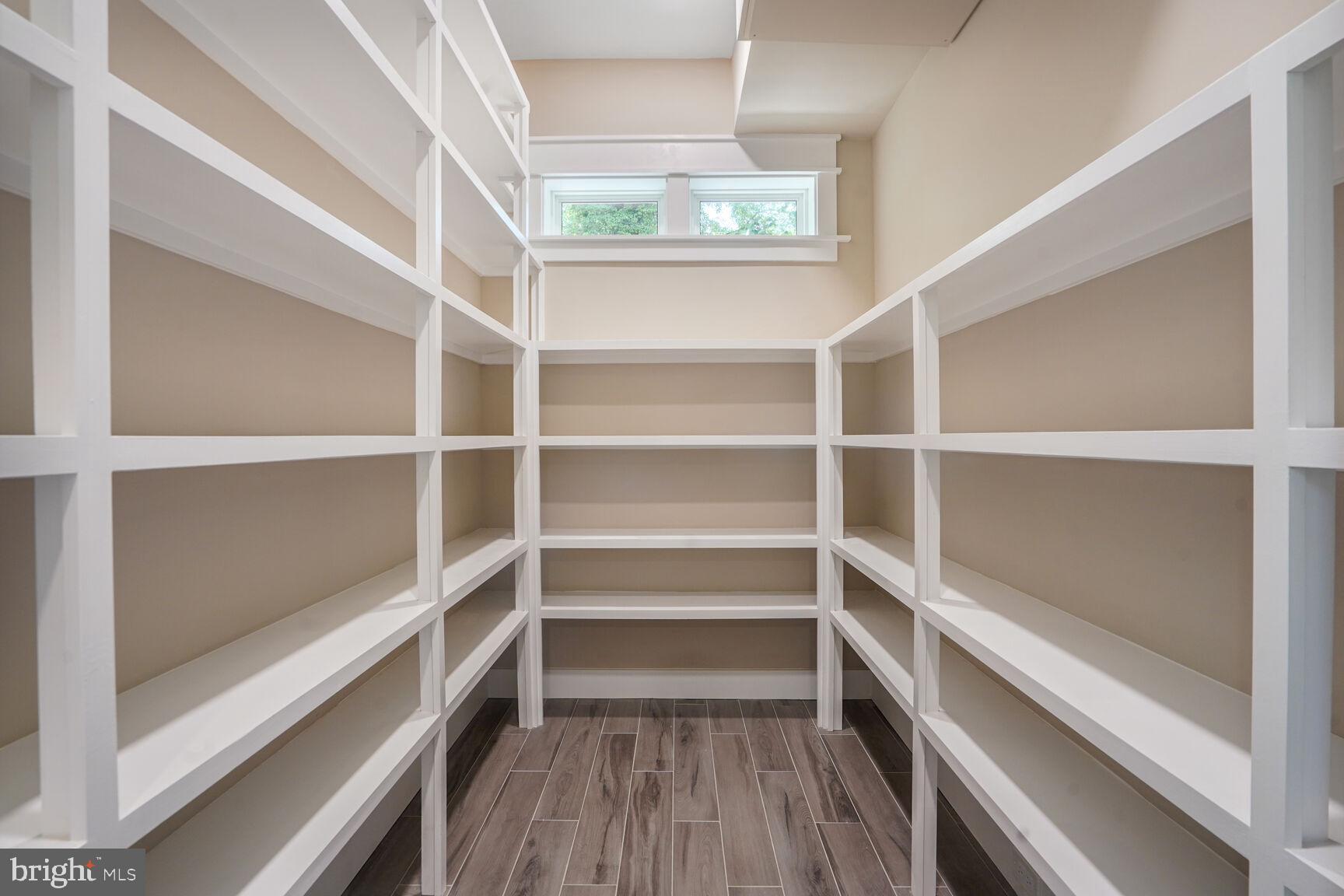 504 Kingsley Road Southwest Vienna, VA 22180 - Photo 45 of 148 OH MY HEAVENS, LOOK AT THIS BEAUTIFUL HUGE PANTRY!