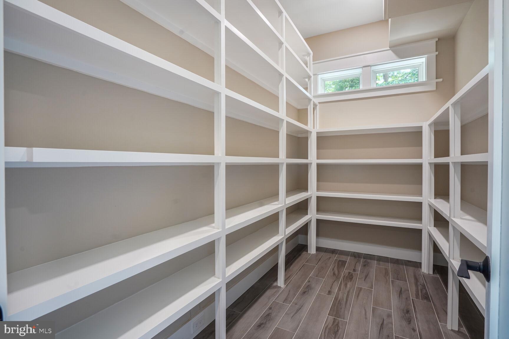 504 Kingsley Road Southwest Vienna, VA 22180 - Photo 46 of 148 This Amazing Pantry is #LifeGoals!