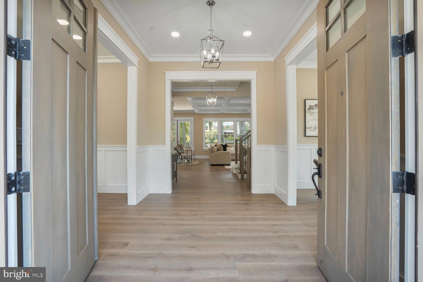 504 Kingsley Road Southwest Vienna, VA 22180 - Photo 10 of 148 Perfect Foyer for Welcoming Guests! Never Crowded!