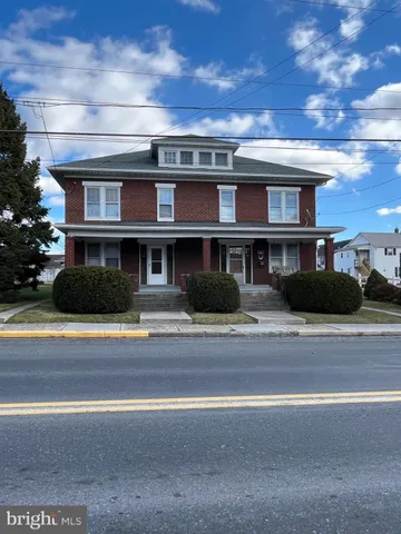 $1,600 | 88 South Main Street, Biglerville, PA 17307