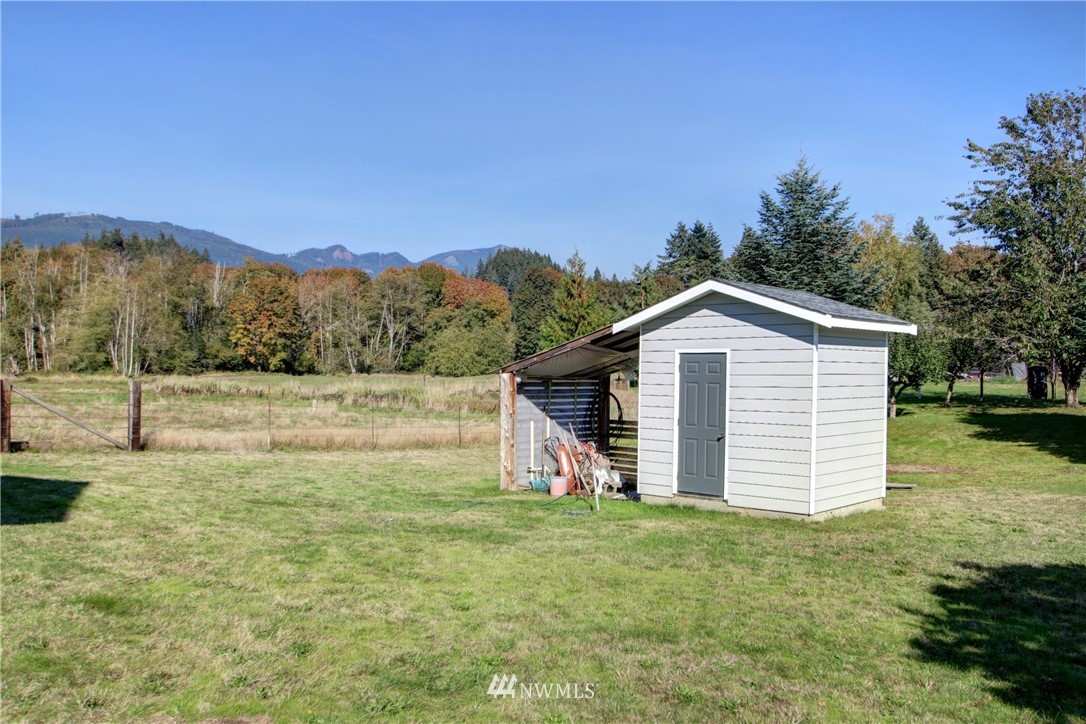 32947 Hamilton Cemetery Road Sedro-Woolley, WA 98284 - Photo 17 of 25 Gallery Image 17