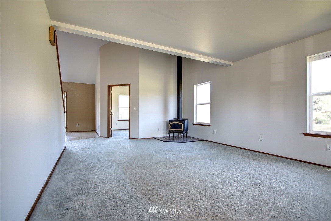 32947 Hamilton Cemetery Road Sedro-Woolley, WA 98284 - Photo 4 of 25 Gallery Image 4