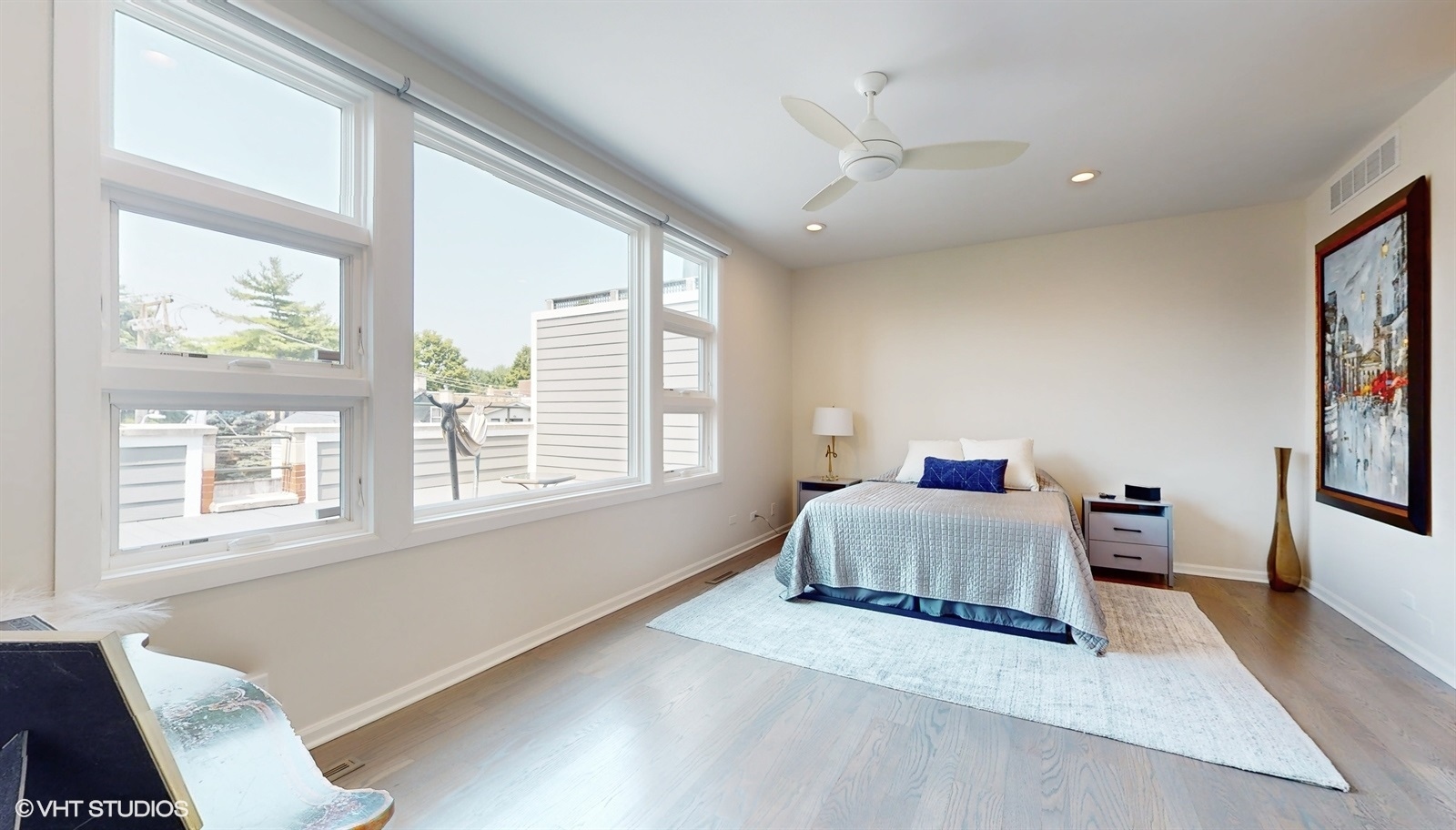 2216 North Wayne Avenue Chicago, IL 60614 - Photo 25 of 40 a living room with furniture and a window