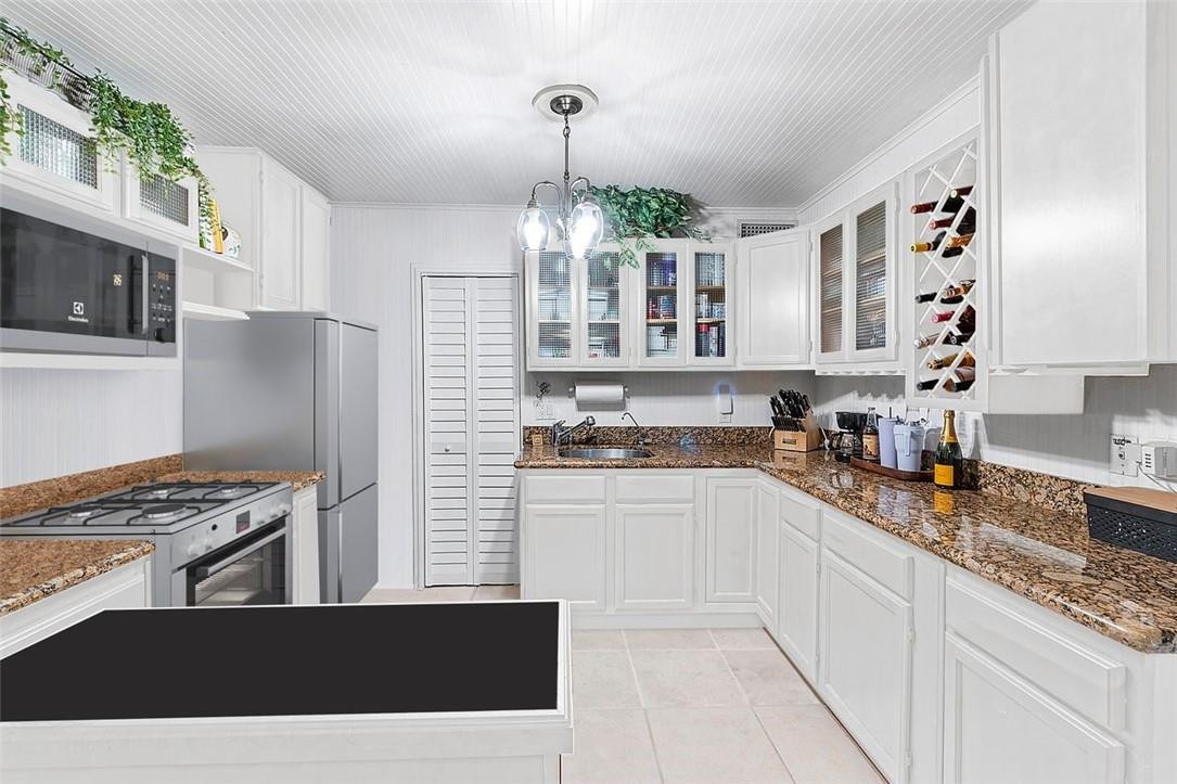 7200 Northwest 2nd Avenue, Unit 117 Boca Raton, FL 33487 - Photo 13 of 45 Prefer white? Virtually painted!