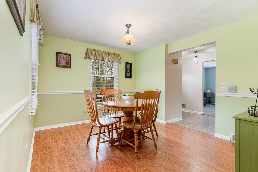 797 Tinker Tavern Road Webster, NY 14580 - Photo 7 of 29