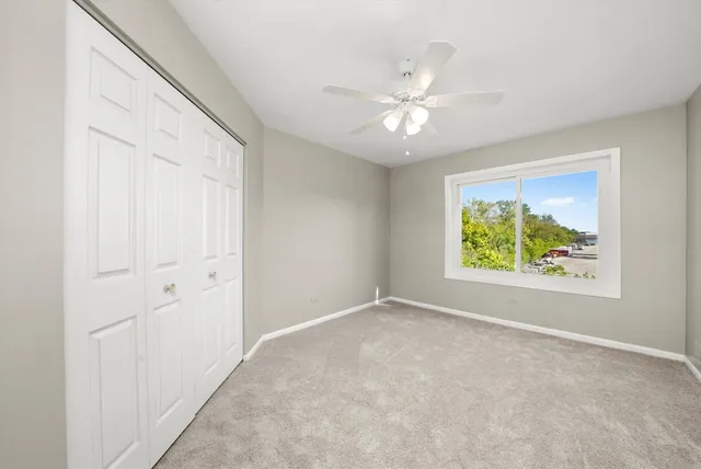 $224,900 | 11001 Deblin Lane, Unit 203, Oak Lawn, IL 60453