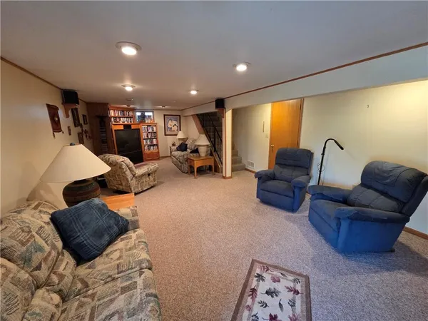 $214,000 | 5318 Ethel Drive, St. Joseph, MO 64506