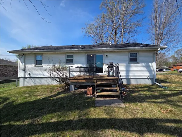 $214,000 | 5318 Ethel Drive, St. Joseph, MO 64506