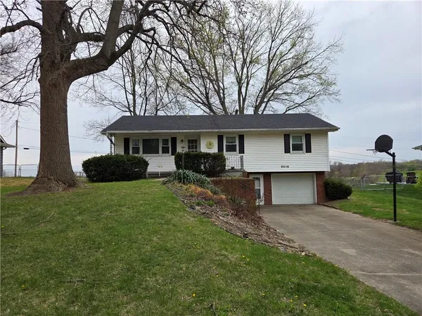 $214,000 | 5318 Ethel Drive, St. Joseph, MO 64506