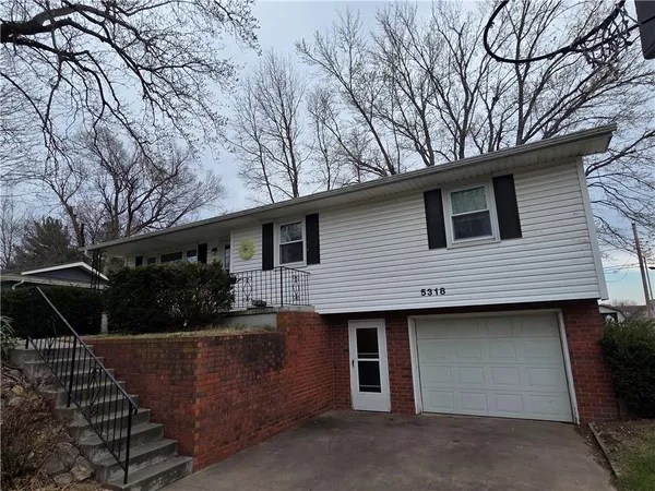 $214,000 | 5318 Ethel Drive, St. Joseph, MO 64506
