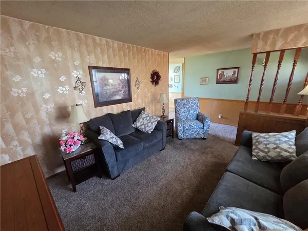 $214,000 | 5318 Ethel Drive, St. Joseph, MO 64506