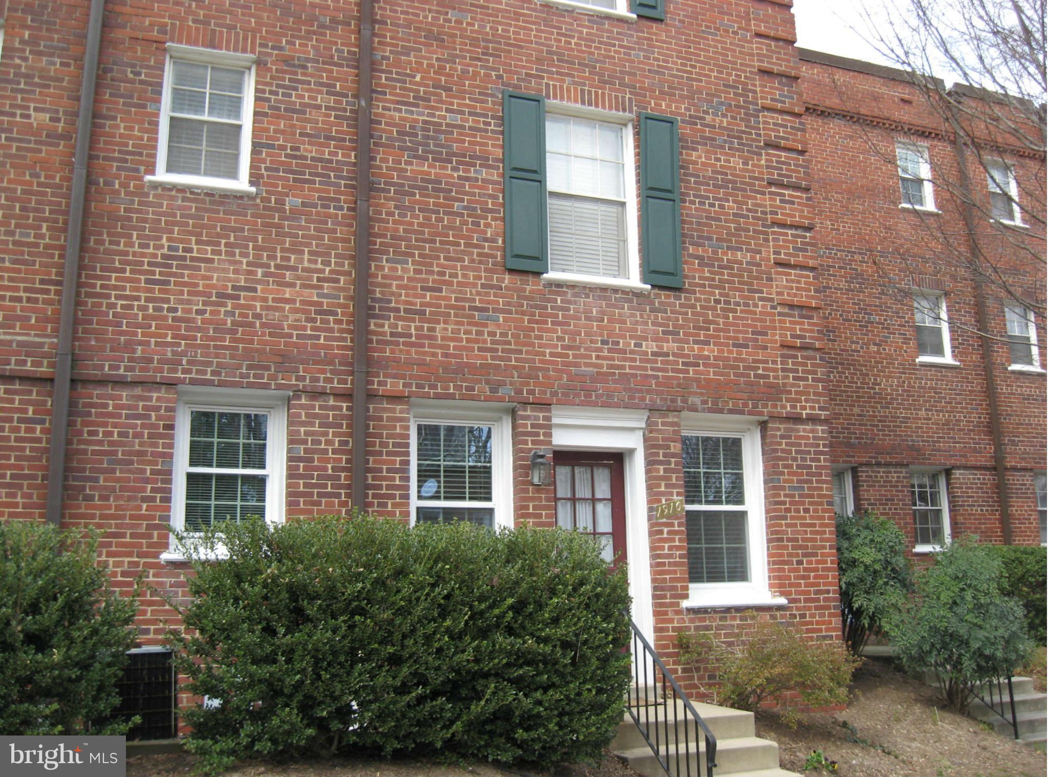 1910 North Rhodes Street, Unit 48 Arlington, VA 22201 - Photo 2 of 12 Exterior (Front)