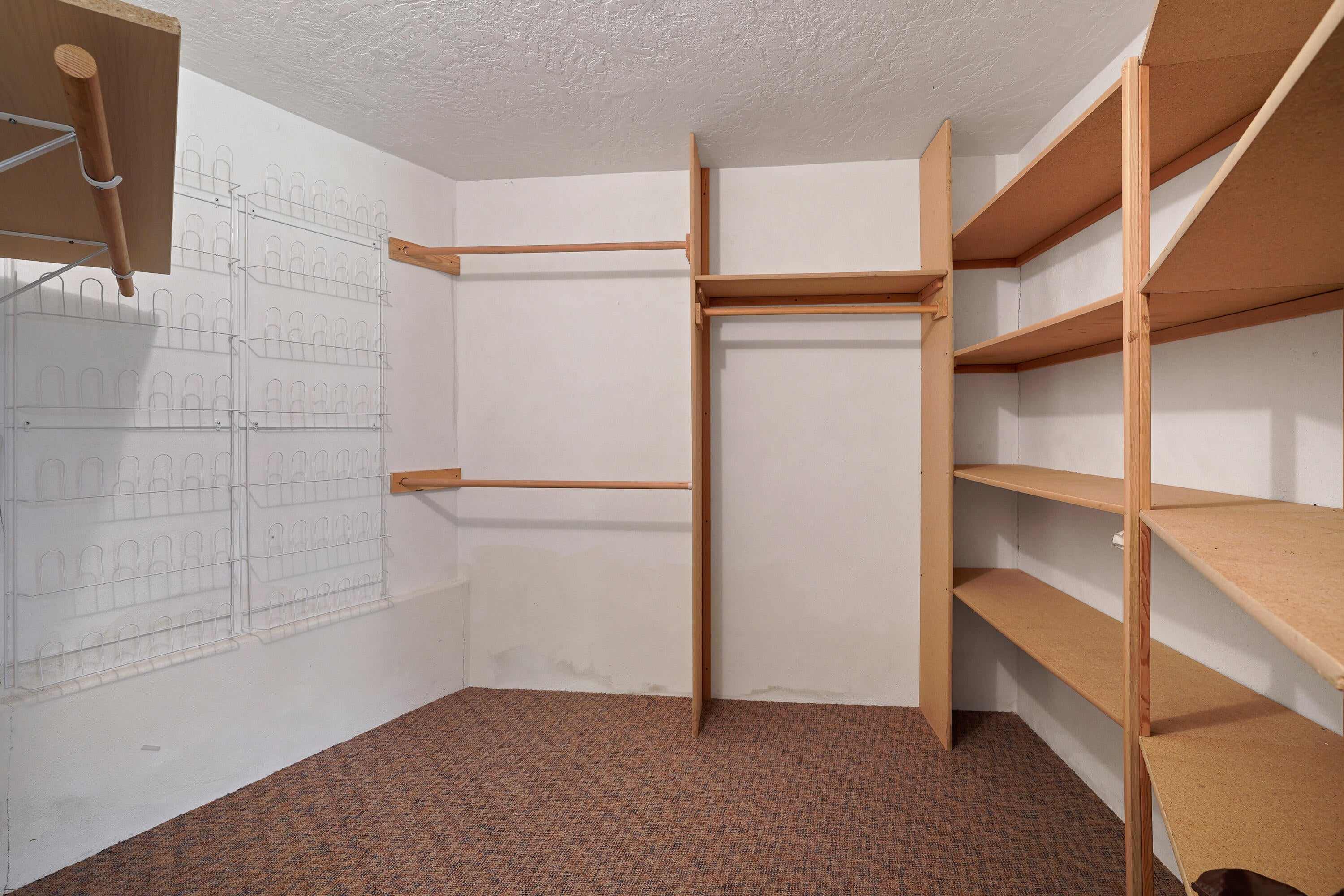 56838 Spring River Drive Bend, OR 97707 - Photo 31 of 52 DSC02138