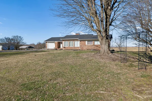 $299,900 | 1965 Celina Road, Red Boiling Springs, TN 37150