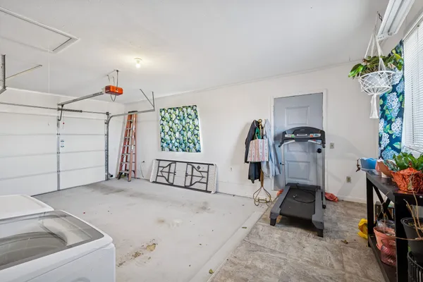 $299,900 | 1965 Celina Road, Red Boiling Springs, TN 37150