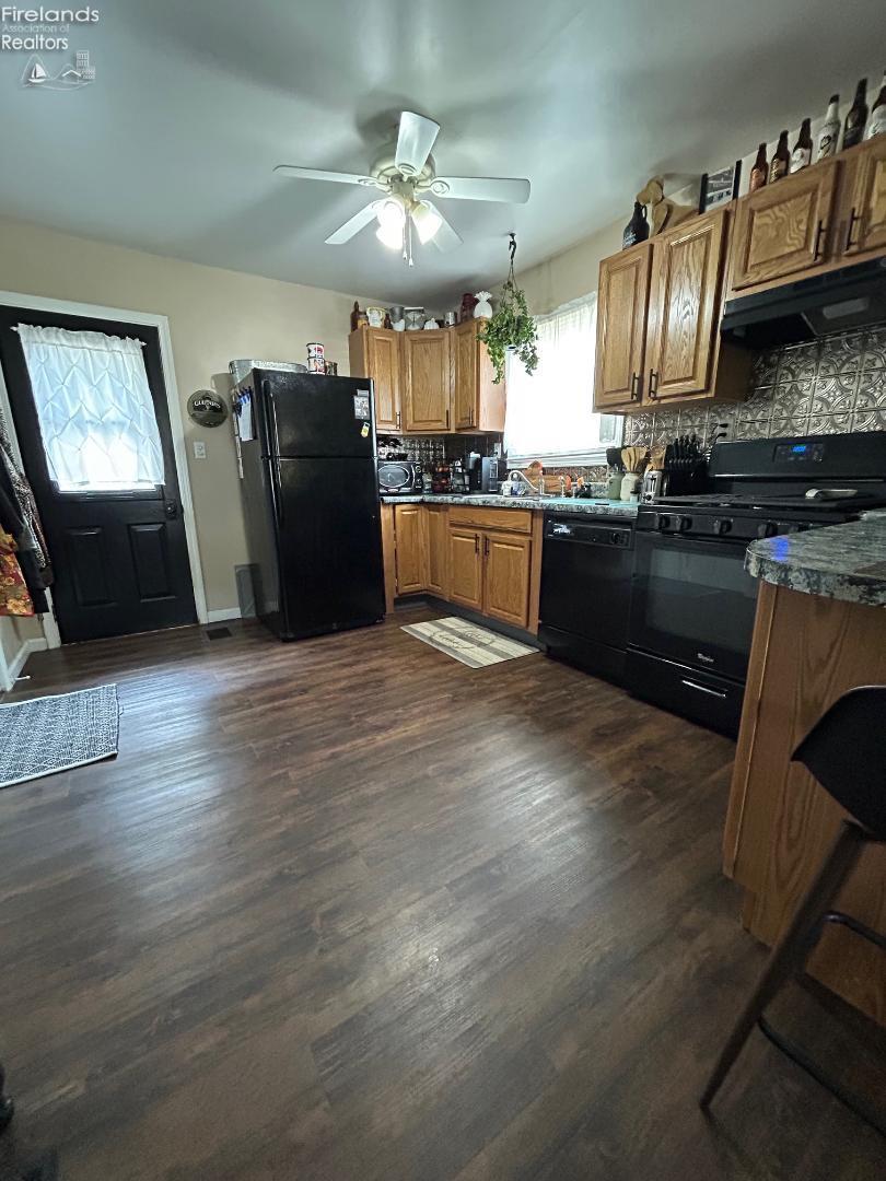204 Boston Road Sandusky, OH 44870 - Photo 6 of 23 Gallery Image 6