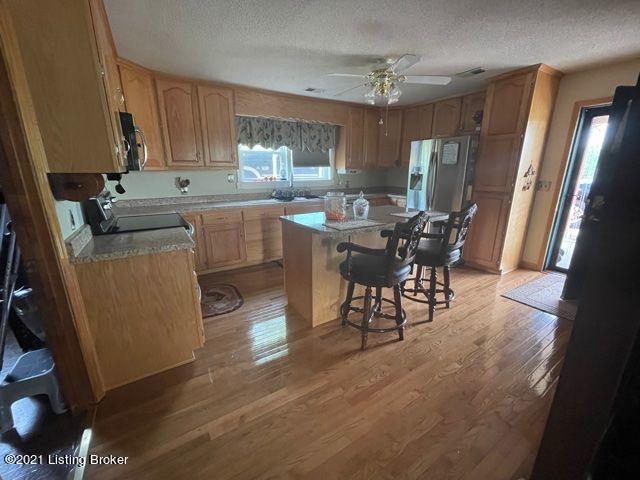 2627 Lucas Grove Road Upton, KY 42784 - Photo 13 of 34 IMG_0570