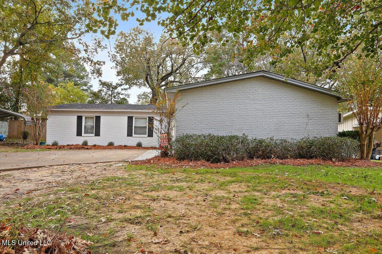 532 Bellevue Street Clinton, MS 39056 - Photo 2 of 31 02-532 Bellevue St
