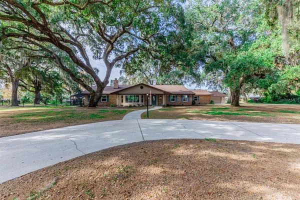 $859,900 | 3272 Majestic Oak Drive, St. Cloud, FL 34771