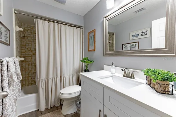 $859,900 | 3272 Majestic Oak Drive, St. Cloud, FL 34771