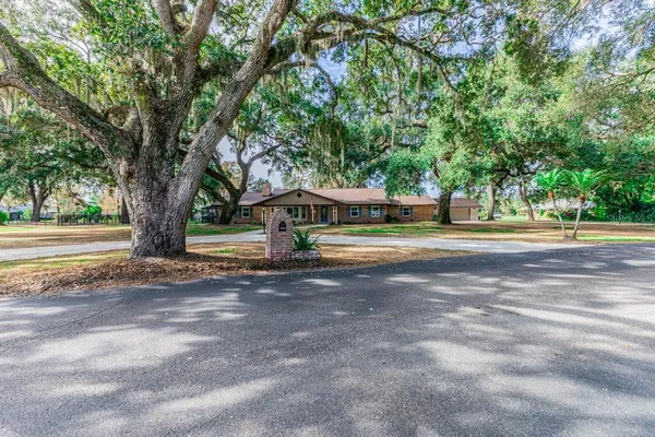 $859,900 | 3272 Majestic Oak Drive, St. Cloud, FL 34771