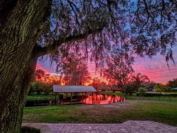 $859,900 | 3272 Majestic Oak Drive, St. Cloud, FL 34771