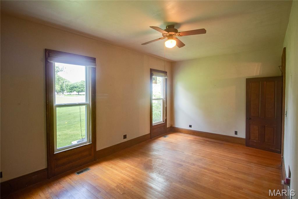 115 North Main Street Modesto, IL 62667 - Photo 15 of 57