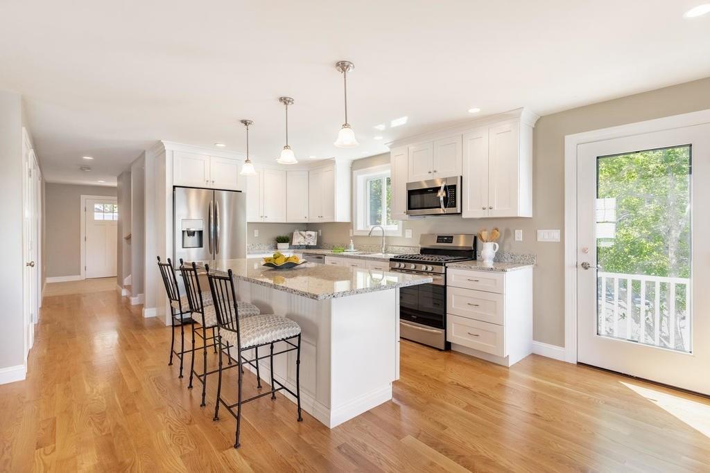 27 Burroughs Road North Reading, MA 01864 - Photo 8 of 36 Gallery Image 8