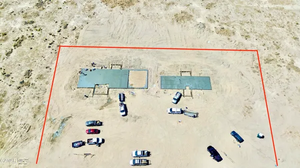 view of bathroom with a bathtub