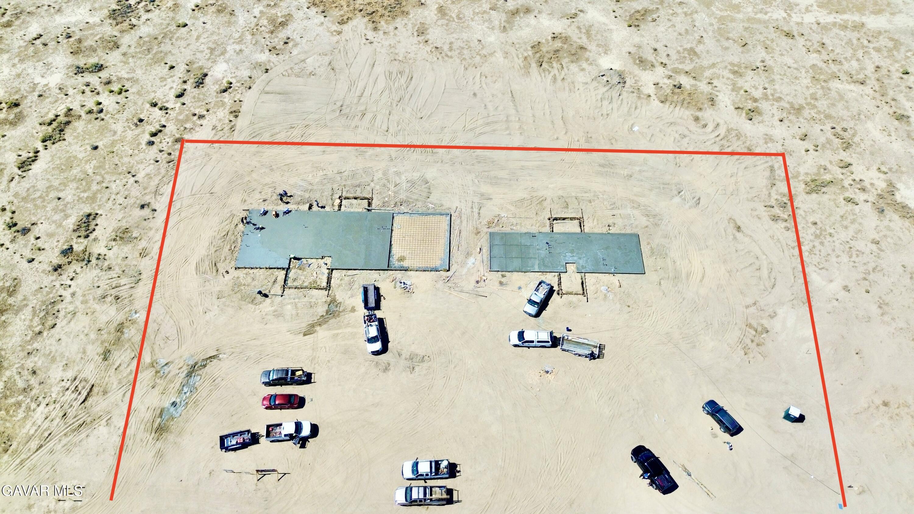 50967 Spring Valley Road Lancaster, CA 93536 - Photo 7 of 11 view of bathroom with a bathtub