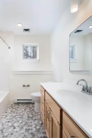 $190,000 | 99-2 Safford Cmns Way, Woodstock, VT 05091