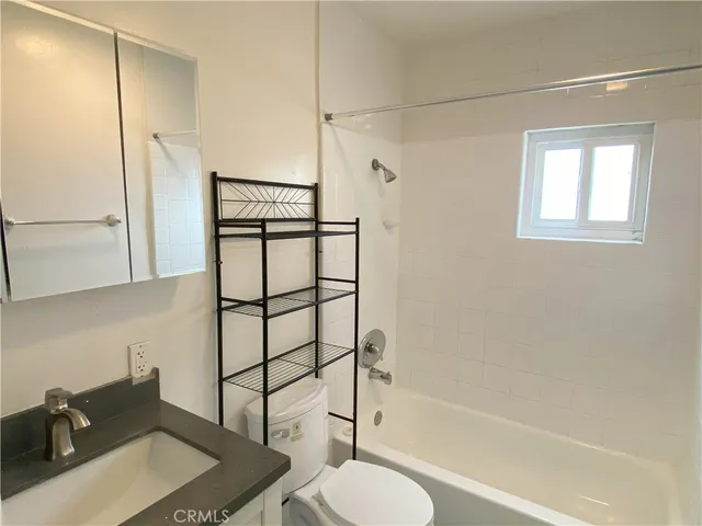 $2,195 | 5103 Lindsey Avenue, Unit B, Pico Rivera, CA 90660