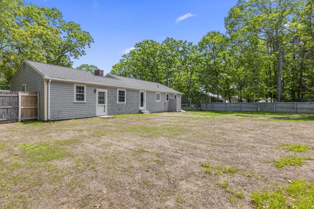 73 Coolidge Road Yarmouth, MA 02673 - Photo 6 of 32 Gallery Image 6