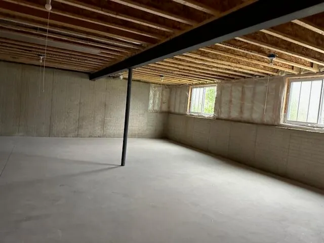 $579,990 | 1039 Waterstone Court, Pewaukee, WI 53072