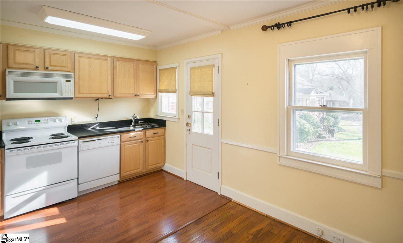 600 University Ridge, Unit 12 Greenville, SC 29601 - Photo 8 of 18 Gallery Image 8