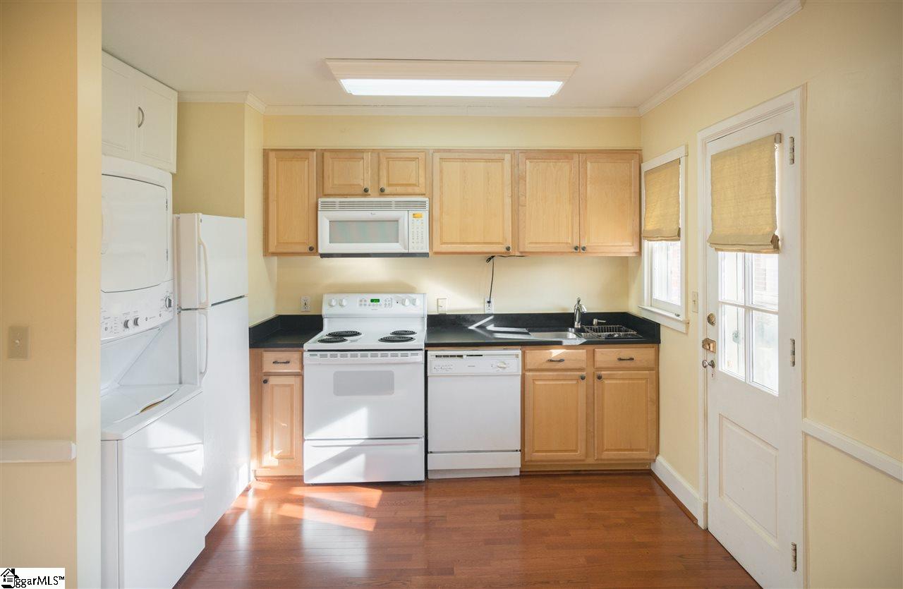 600 University Ridge, Unit 12 Greenville, SC 29601 - Photo 9 of 18 Gallery Image 9