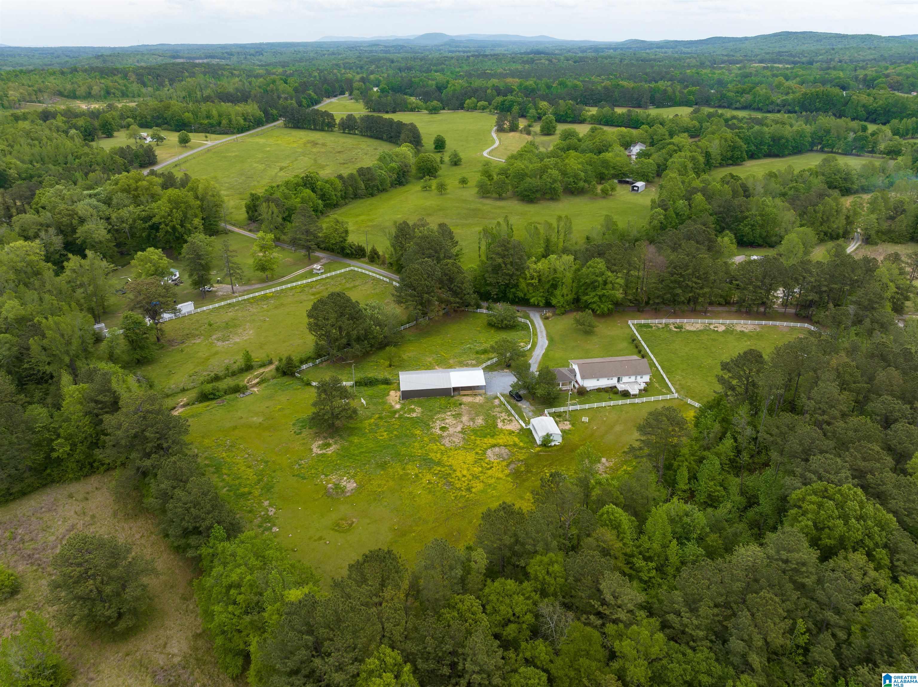 220 Ferguson Road Sylacauga, AL 35151 - Photo 38 of 46