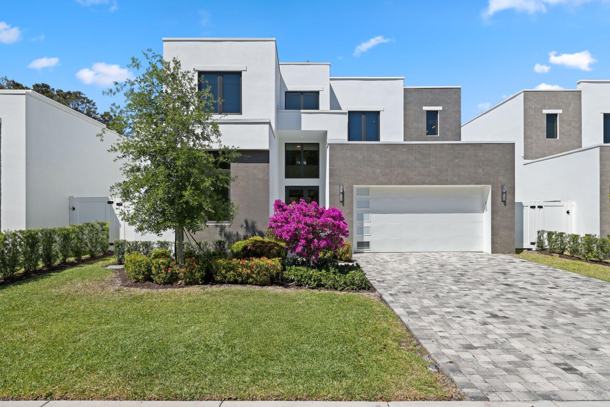 655 Kingsbridge Street Boca Raton, FL 33487 - Photo 17 of 76 655 Kingsbridge St - 15.jpg-SMALL