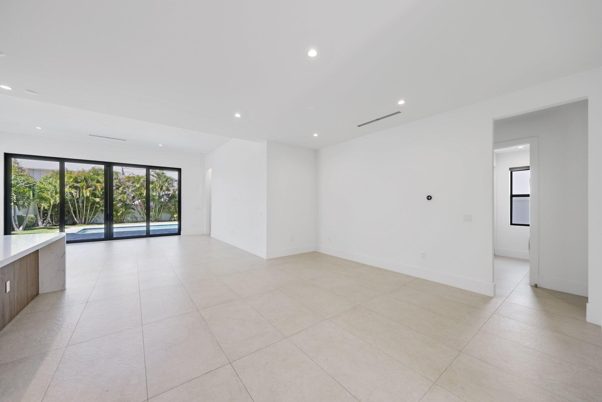 655 Kingsbridge Street Boca Raton, FL 33487 - Photo 27 of 76 655 Kingsbridge St - 25.jpg-SMALL