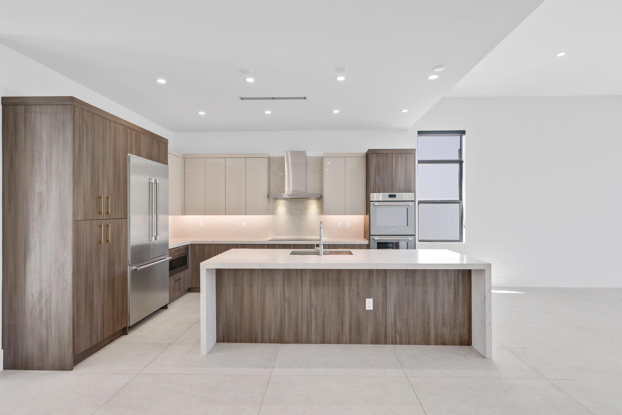 655 Kingsbridge Street Boca Raton, FL 33487 - Photo 29 of 76 655 Kingsbridge St - 27.jpg-SMALL