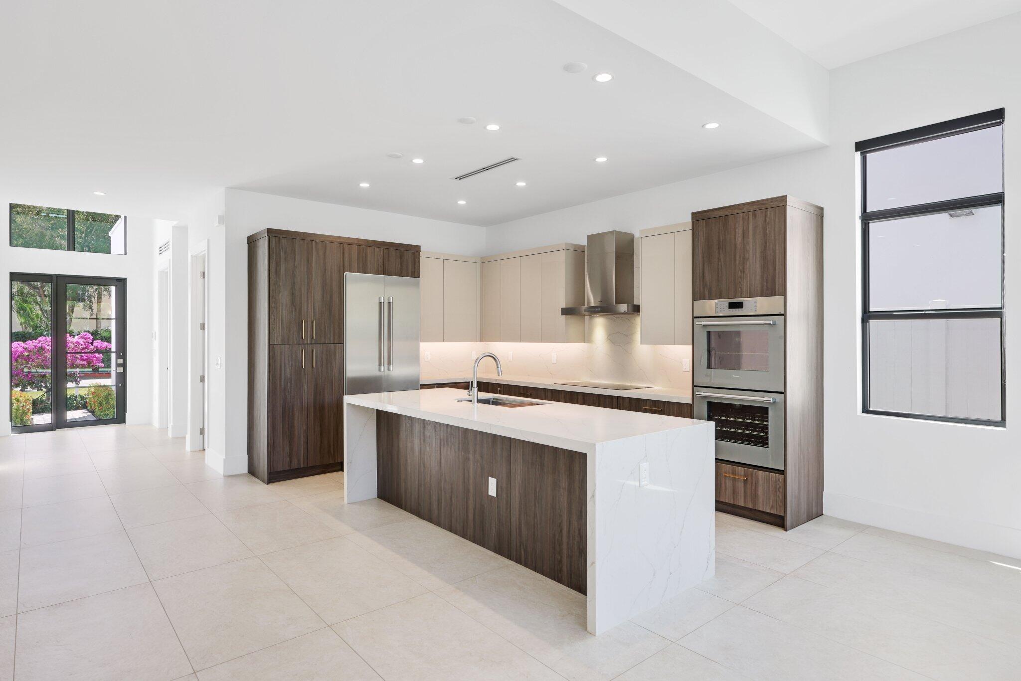 655 Kingsbridge Street Boca Raton, FL 33487 - Photo 30 of 76 655 Kingsbridge St - 28.jpg-SMALL