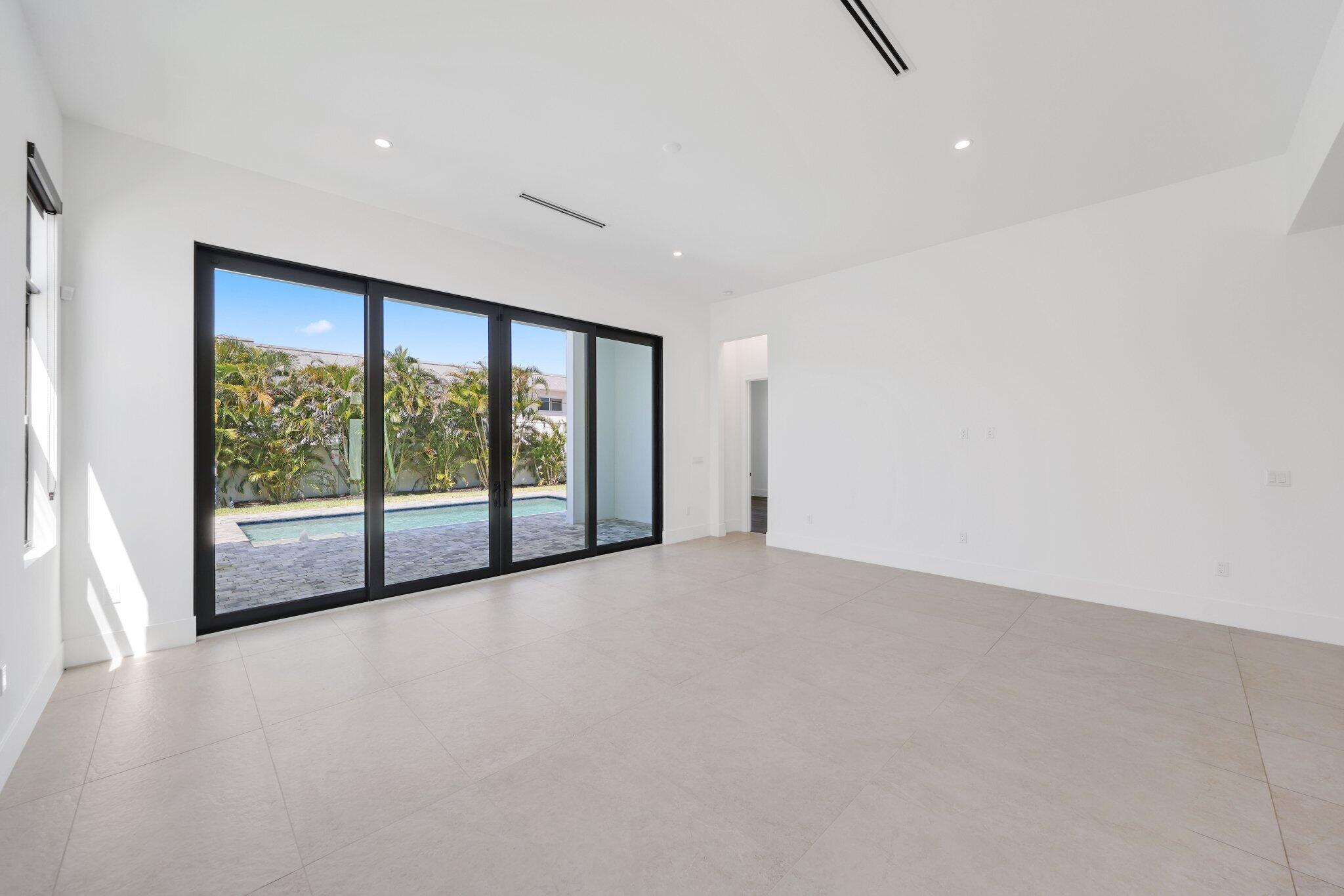 655 Kingsbridge Street Boca Raton, FL 33487 - Photo 39 of 76 655 Kingsbridge St - 37.jpg-SMALL