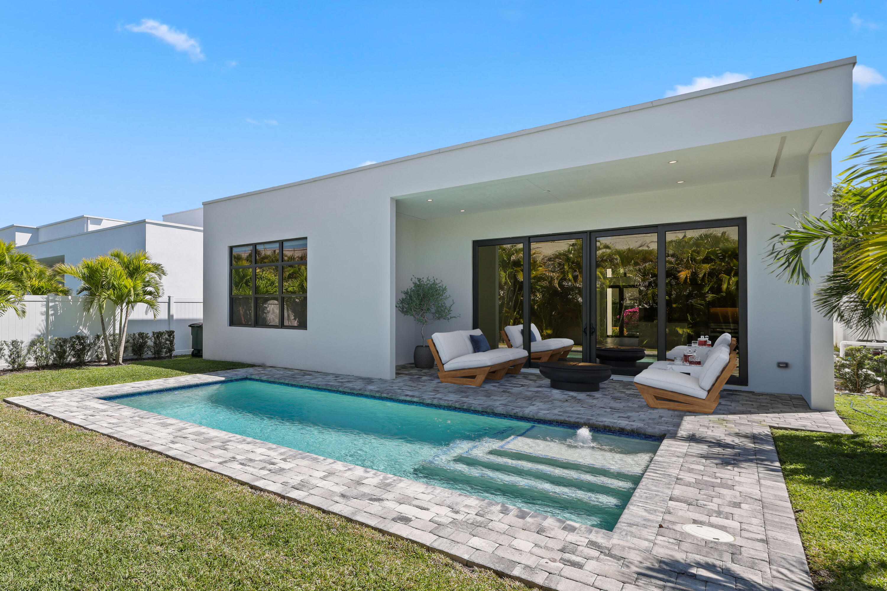 655 Kingsbridge Street Boca Raton, FL 33487 - Photo 4 of 76 backyard_final.jpg-FULL crop