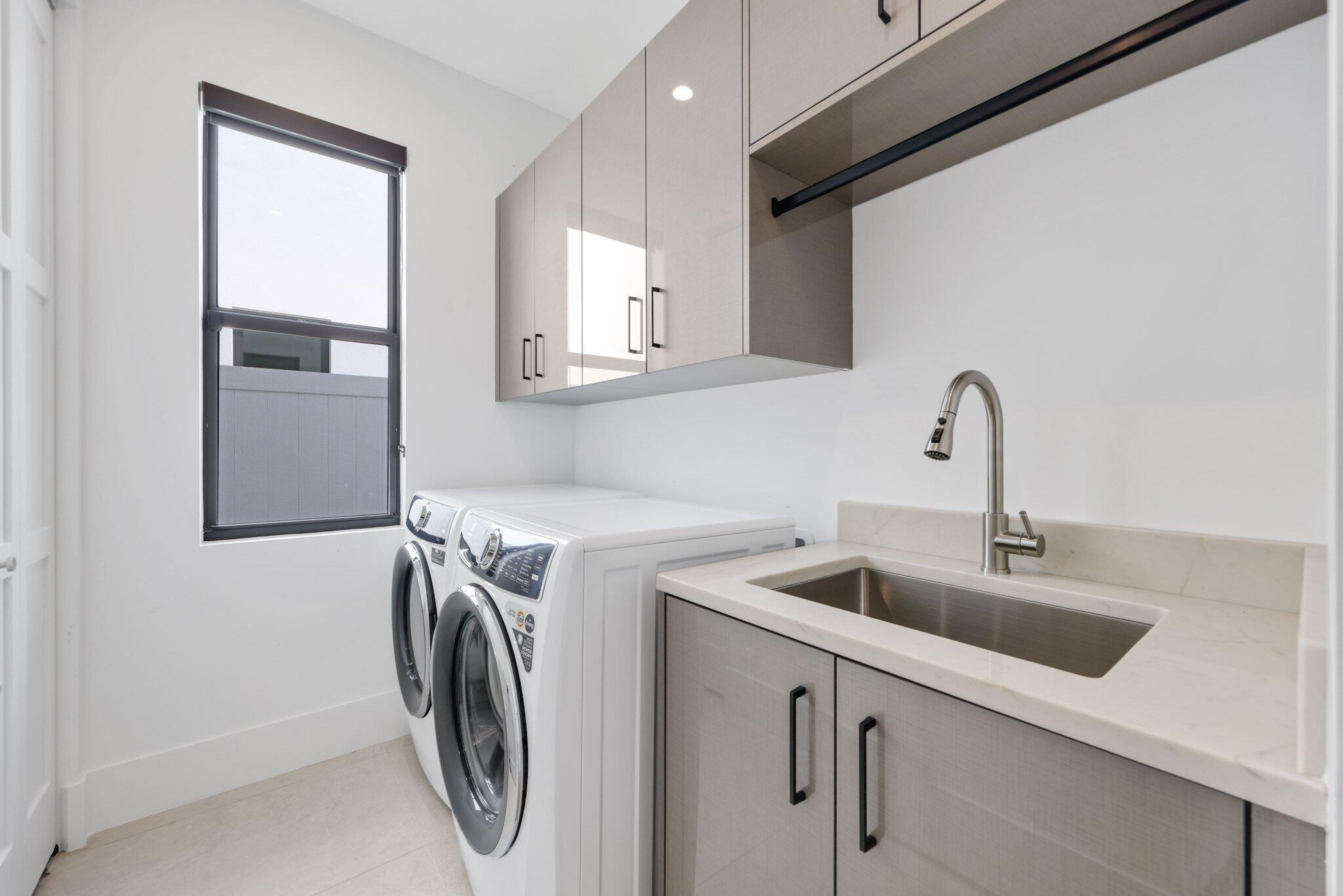 655 Kingsbridge Street Boca Raton, FL 33487 - Photo 51 of 76 655 Kingsbridge St - 49.jpg-SMALL